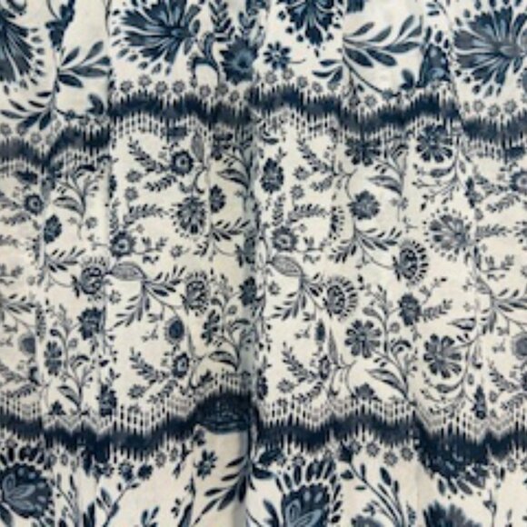 Vince Camuto "Bella" Sheer Blue and White Floral Long Sleeve Peasant - Size XL - Picture 4 of 8